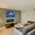 Refurbished Jan 26 - Meridian Place - Sleeps 7 Appartamento *