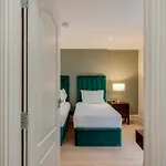 Refurbished Jan 26 - Meridian Place - Sleeps 7 Apartamento
