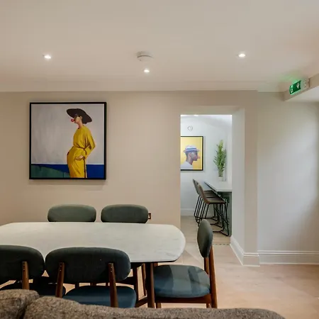 Apartman Refurbished Jan 26 - Meridian Place - Sleeps 7 Bristol