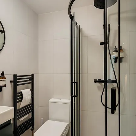 Refurbished Jan 26 - Meridian Place - Sleeps 7 Apartman *
