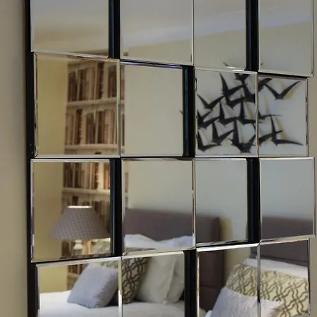 Appartement Refurbished Jan 26 - Meridian Place - Sleeps 7